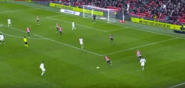 连续第二次扑点，迈尼昂当选米兰德比全场最佳（再度扑出点球，迈尼昂荣膺米兰德比最佳球员）