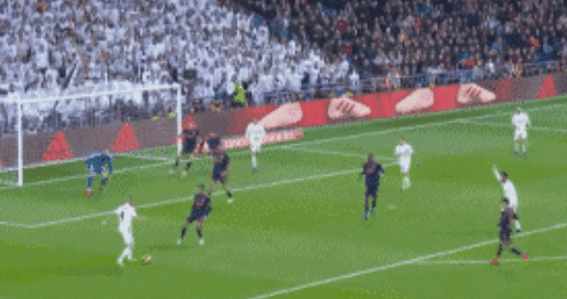 B费谈C罗被罚下：这是足球里会发生的事，他知道自己犯了错误（B费评C罗染红：赛场常见插曲，他已意识到自己的失误）