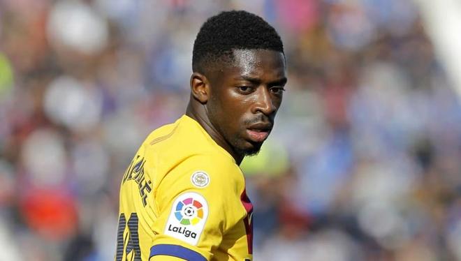 德布劳内精准助攻 主导比赛节奏（德布劳内送出妙传 掌控全场节奏）