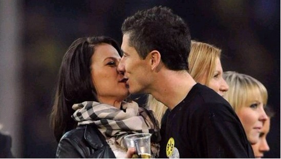 斯基拉：弗拉泰西渴望更多出场机会，他的经纪人已与尤文接触（斯基拉：弗拉泰西寻求更多出场时间，其经纪人已与尤文沟通）