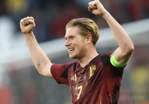 太阳报：加布里埃尔卷入业余球场冲突，与犯规球员当面对峙（太阳报：加布里埃尔涉业余赛场冲突，与犯规者正面交锋）